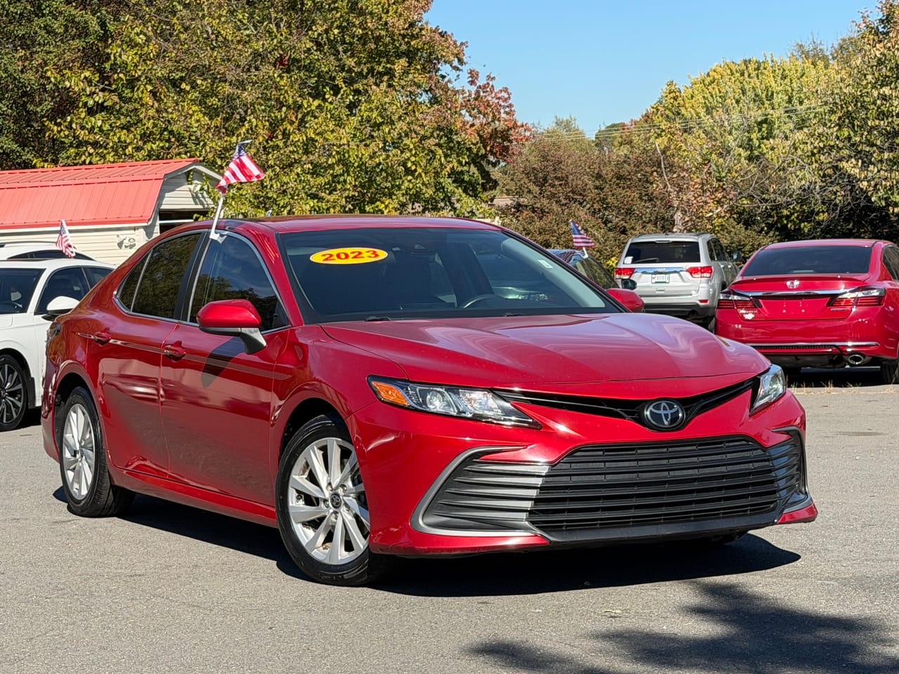 2023 TOYOTA CAMRY LE - TOY163040 — photo 1 of 14