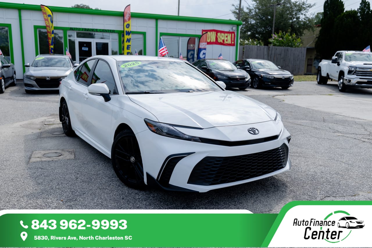 2025 TOYOTA CAMRY HYBRID SE - TOY174162 — photo 1 of 31