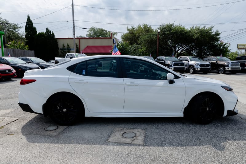 2025 TOYOTA CAMRY HYBRID SE - TOY174162