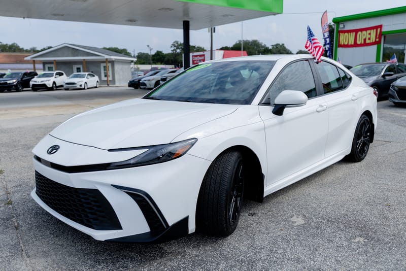 2025 TOYOTA CAMRY HYBRID SE - TOY174162