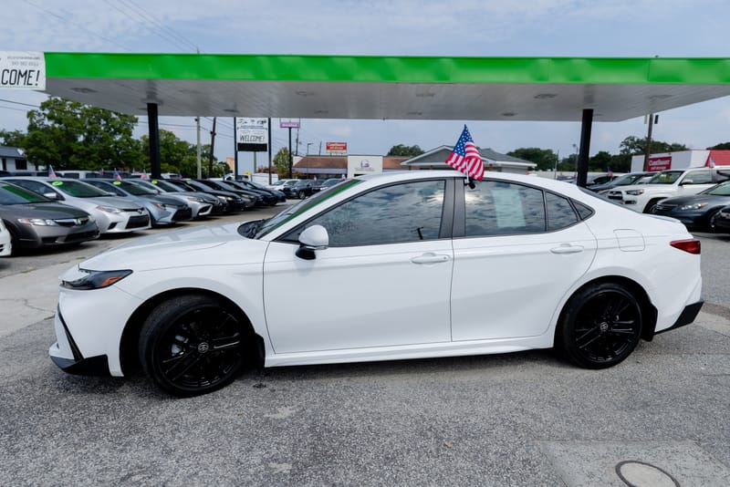 2025 TOYOTA CAMRY HYBRID SE - TOY174162