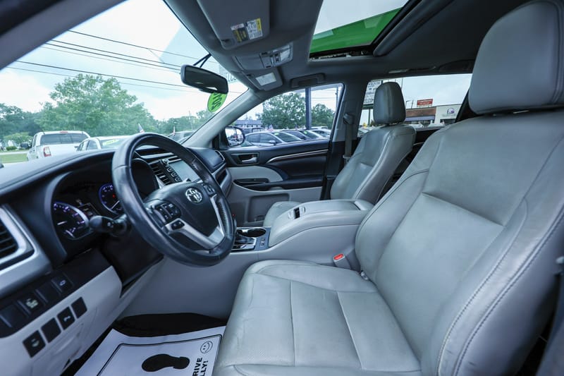 2016 TOYOTA HIGHLANDER LIMITED - TOY174556