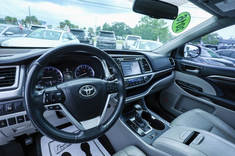 2016 TOYOTA HIGHLANDER LIMITED - TOY174556