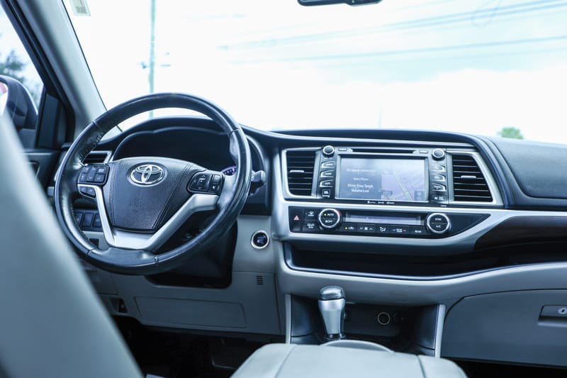 2016 TOYOTA HIGHLANDER LIMITED - TOY174556