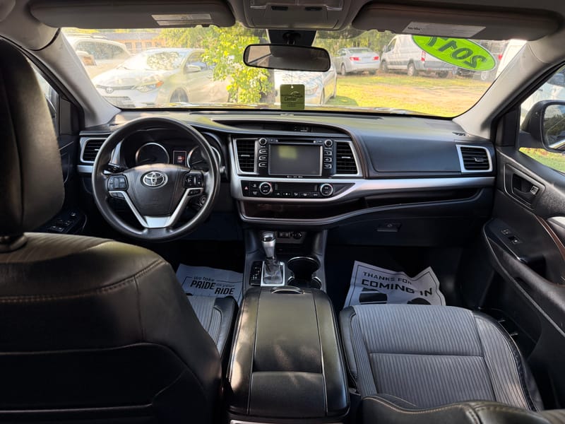 2017 TOYOTA HIGHLANDER LE - TOY188876
