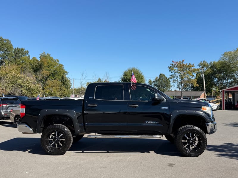2016 TOYOTA TUNDRA - TOY198582B