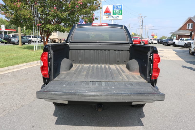 2016 TOYOTA TUNDRA SR5 - TOY203727C