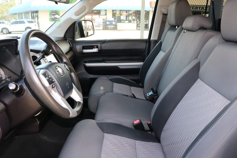 2016 TOYOTA TUNDRA SR5 - TOY203727C