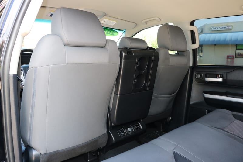 2016 TOYOTA TUNDRA SR5 - TOY203727C