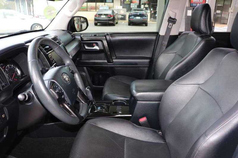 2020 TOYOTA 4RUNNER NIGHTSHADE - TOY222912