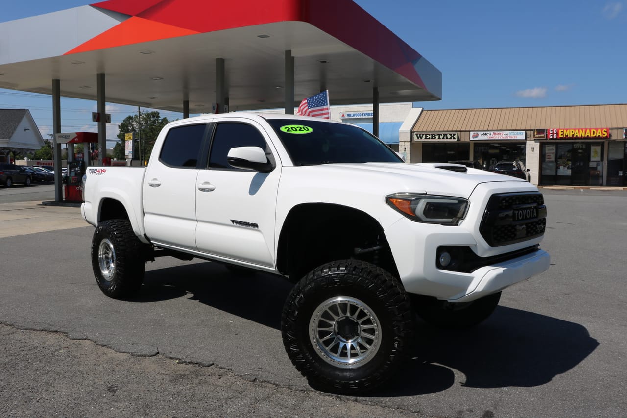 2020 TOYOTA TACOMA TRD SPORT - TOY223159 — photo 1 of 23