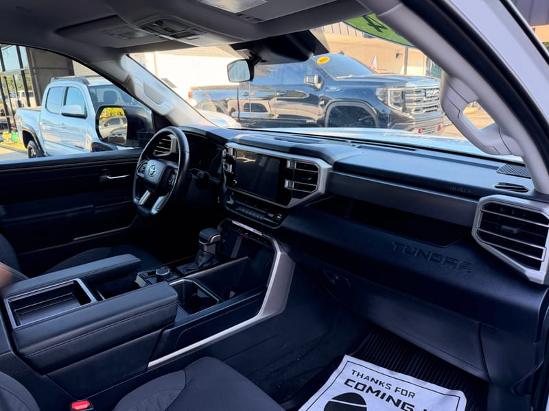2024 TOYOTA TUNDRA SR5 - TOY231760