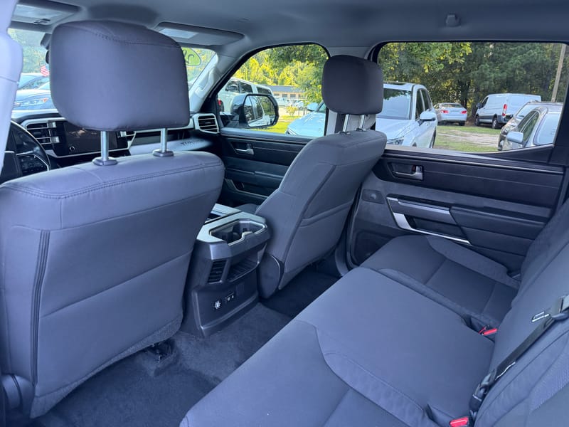 2024 TOYOTA TUNDRA SR5 - TOY231760