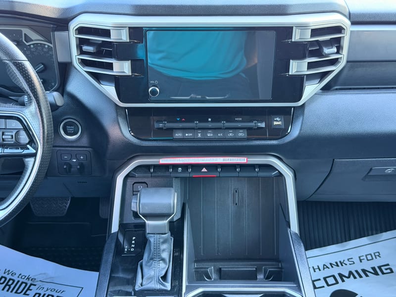 2024 TOYOTA TUNDRA SR5 - TOY231760