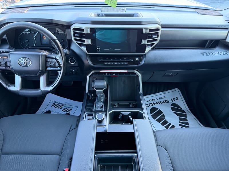 2024 TOYOTA TUNDRA SR5 - TOY231760