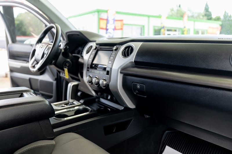 2018 TOYOTA TUNDRA SR5 - TOY232122