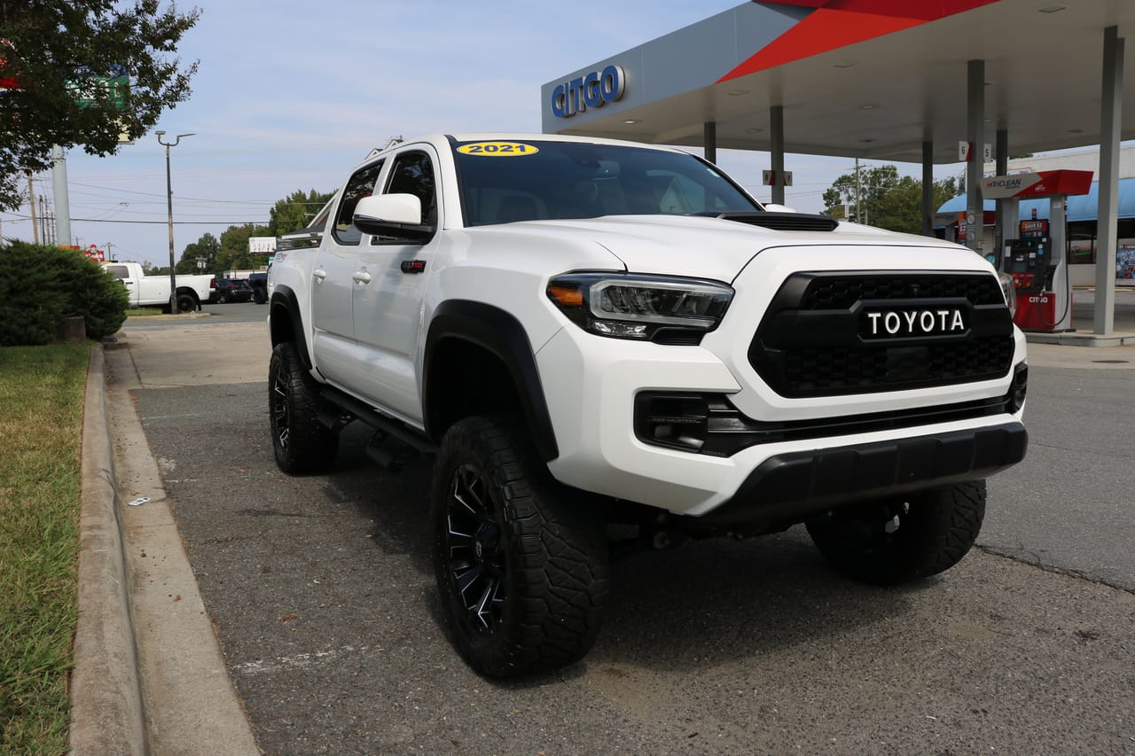 2021 TOYOTA TACOMA TRD PRO 4WD - TOY252097 — photo 1 of 19