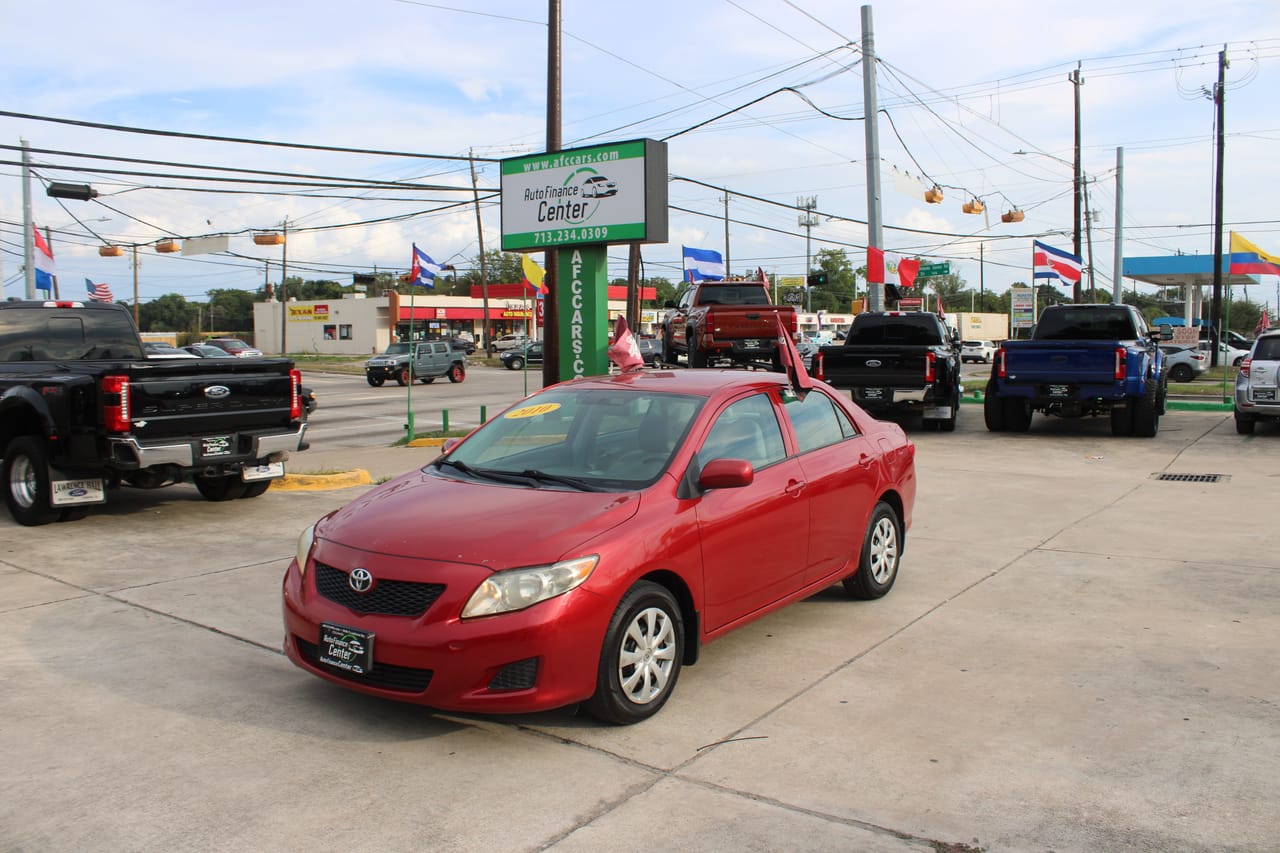 2010 TOYOTA COROLLA - TOY255331B — photo 1 of 24