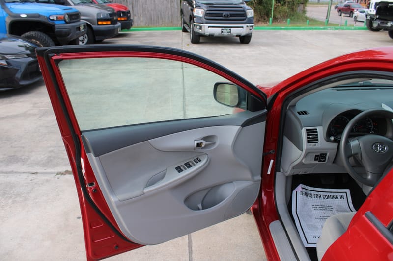 2010 TOYOTA COROLLA - TOY255331B