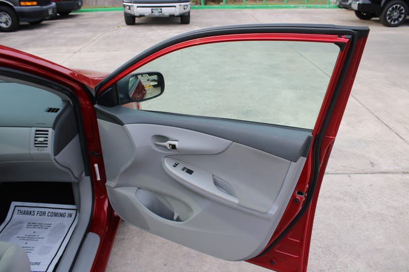 2010 TOYOTA COROLLA - TOY255331B