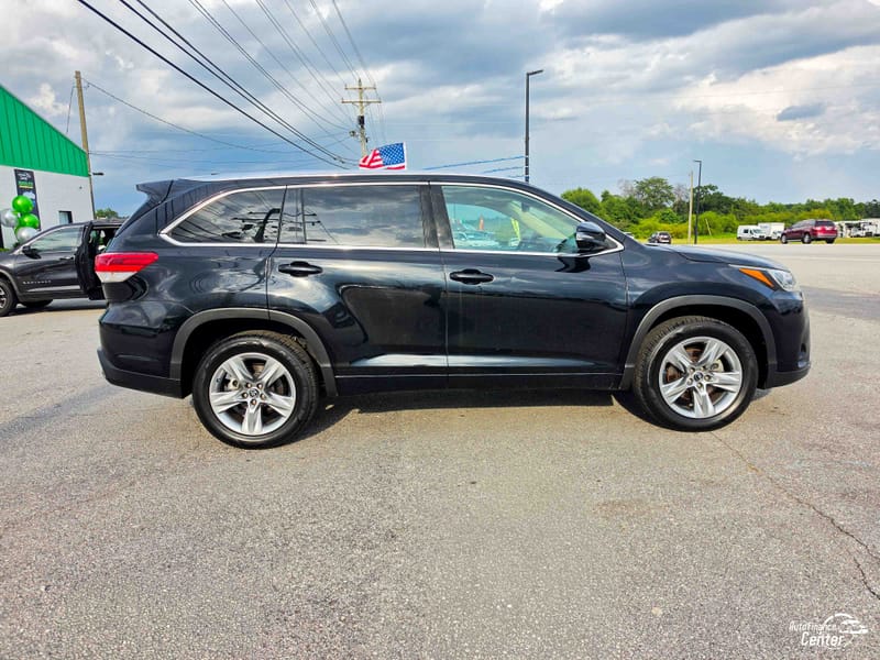 2018 TOYOTA HIGHLANDER LIMITED - TOY258421C