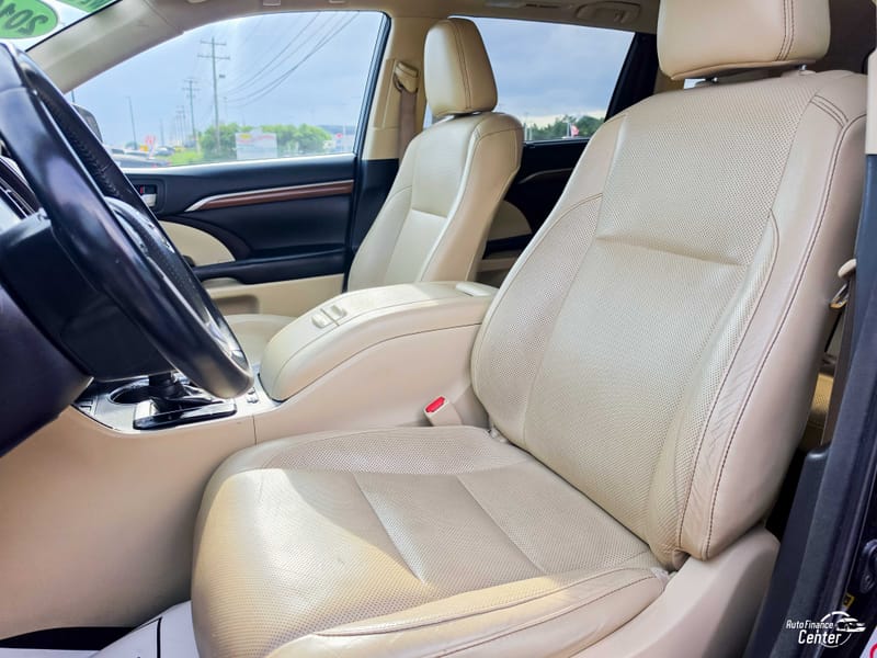 2018 TOYOTA HIGHLANDER LIMITED - TOY258421C