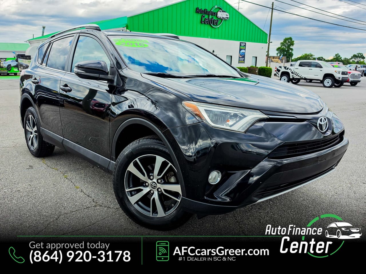 2016 TOYOTA RAV4 XLE - TOY261365 — photo 1 of 24
