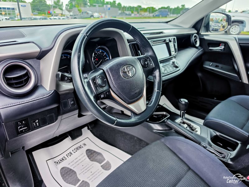 2016 TOYOTA RAV4 XLE - TOY261365