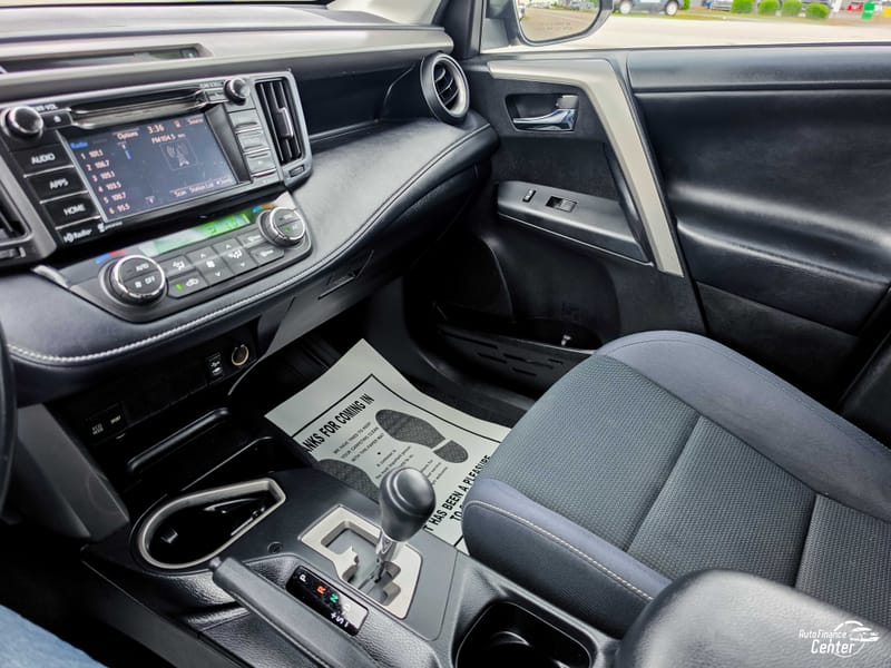 2016 TOYOTA RAV4 XLE - TOY261365