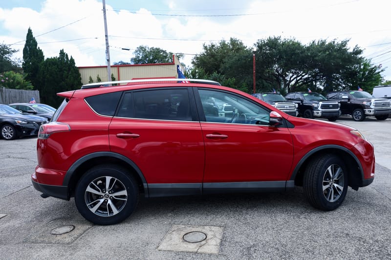 2016 TOYOTA RAV4 XLE - TOY265308
