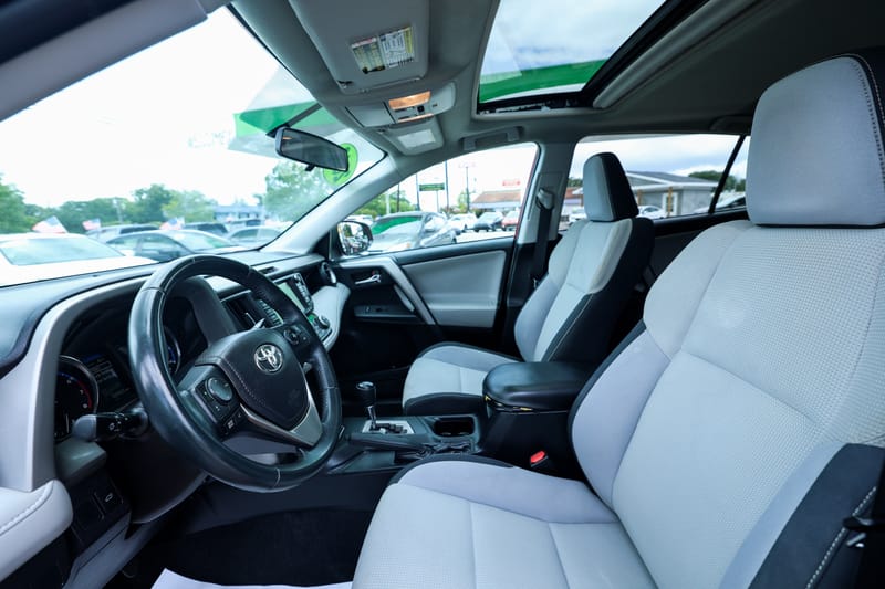 2016 TOYOTA RAV4 XLE - TOY265308