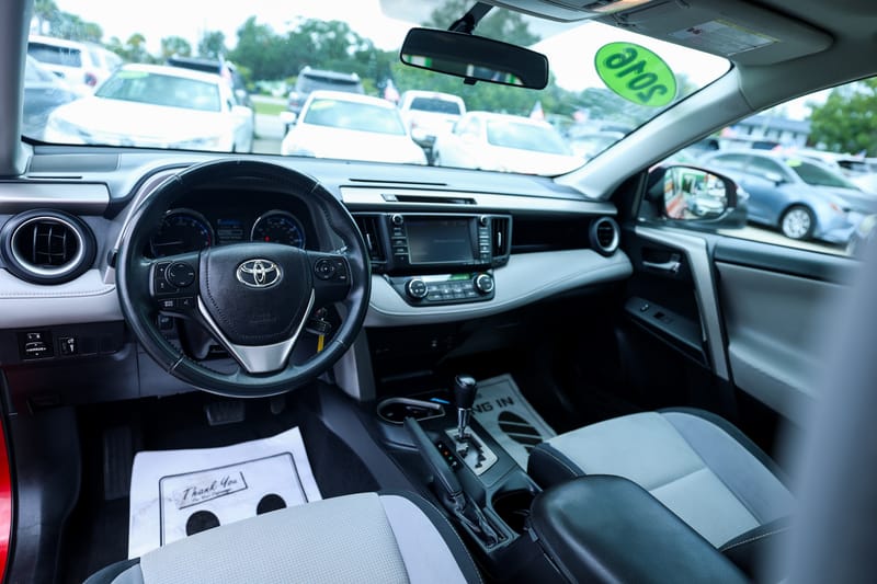 2016 TOYOTA RAV4 XLE - TOY265308