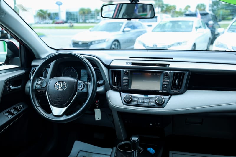 2016 TOYOTA RAV4 XLE - TOY265308