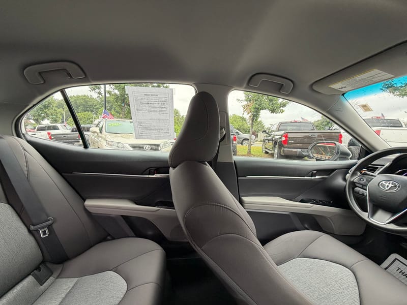 2019 TOYOTA CAMRY LE - TOY266857