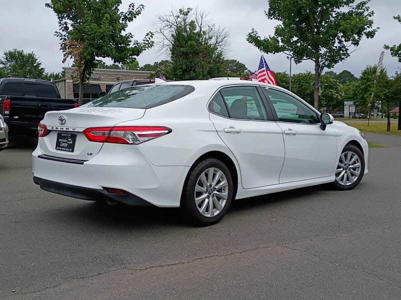 2019 TOYOTA CAMRY LE - TOY266857