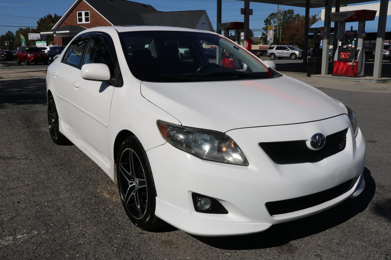 2010 TOYOTA COROLLA S (MT) - TOY279624C — photo 1 of 18