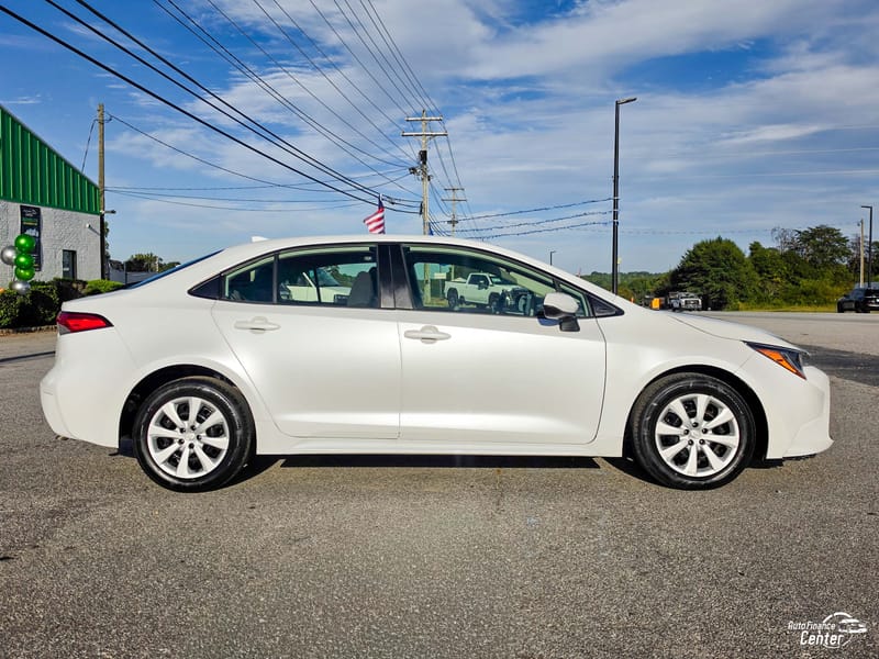 2022 TOYOTA COROLLA LE - TOY3018125