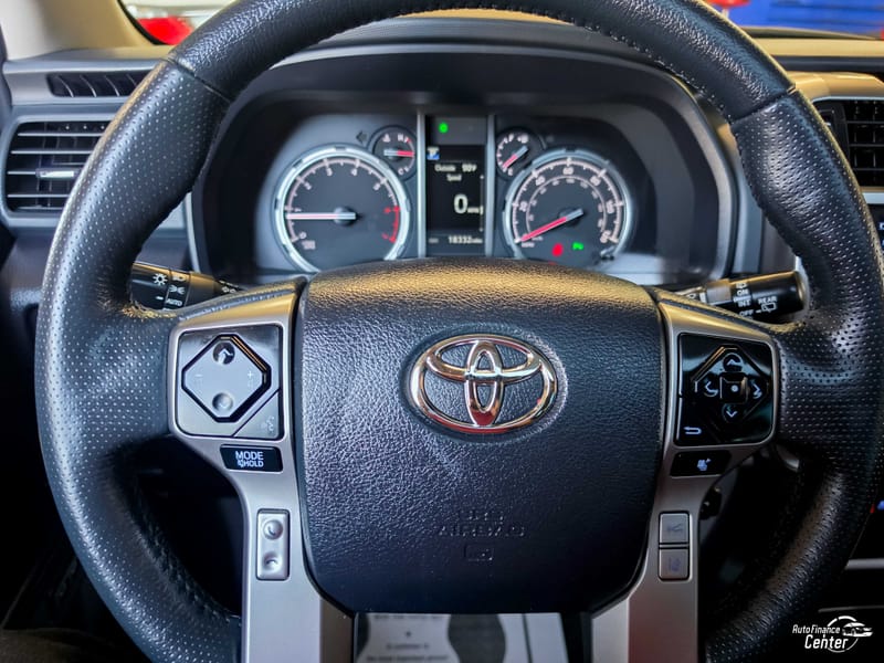 2024 TOYOTA 4RUNNER LIMITED - TOY304821