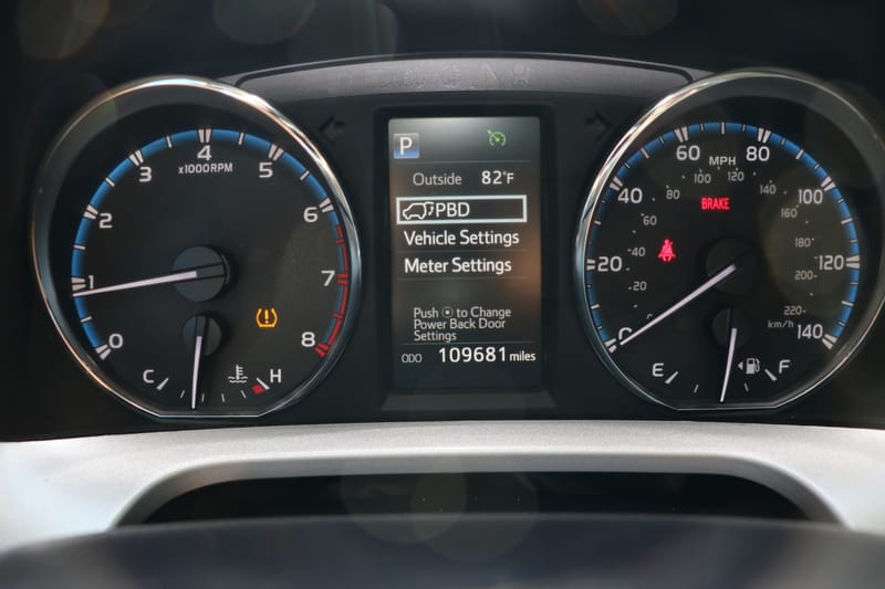 2016 TOYOTA RAV4 XLE - TOY305668