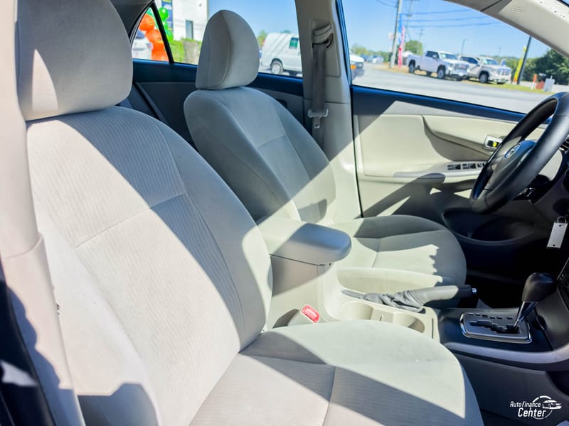 2010 TOYOTA COROLLA LE - TOY309626C