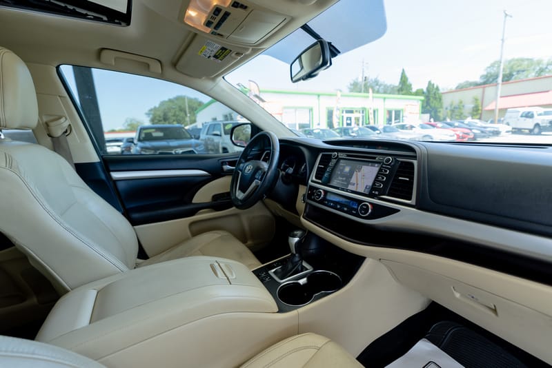 2016 TOYOTA HIGHLANDER XLE - TOY310981C