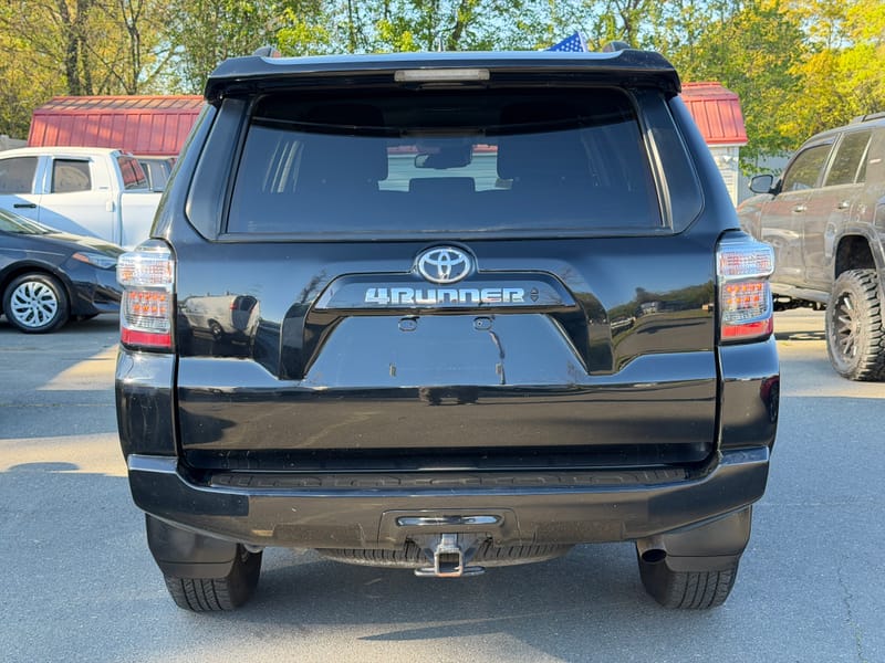 2024 TOYOTA 4RUNNER SR5 - TOY312441B