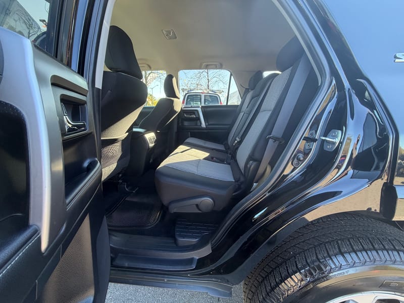 2024 TOYOTA 4RUNNER SR5 - TOY312441B