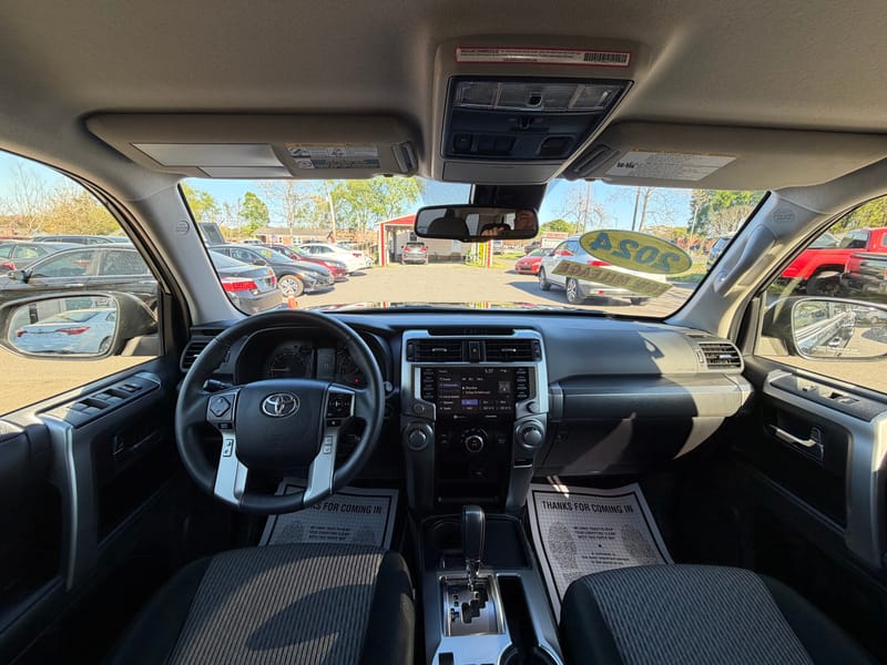 2024 TOYOTA 4RUNNER SR5 - TOY312441B