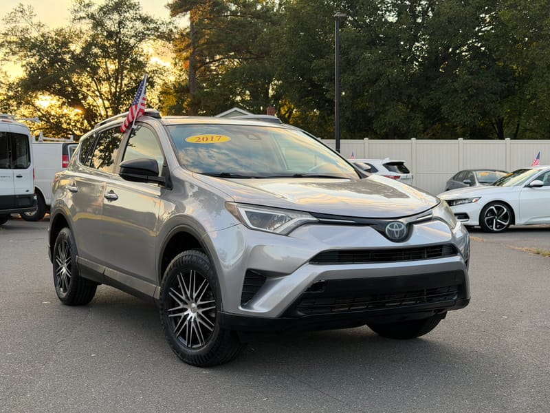2017 TOYOTA RAV4 LE - TOY319574