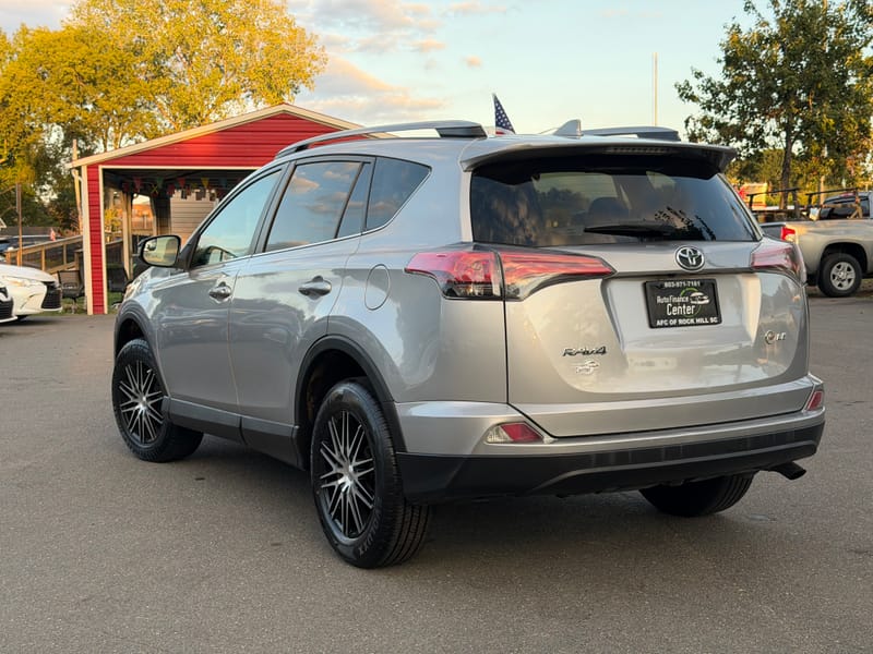 2017 TOYOTA RAV4 LE - TOY319574