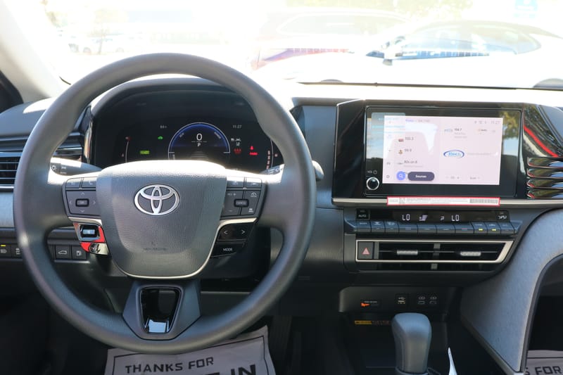 2026 TOYOTA CAMRY HYBRID LE - TOY326012