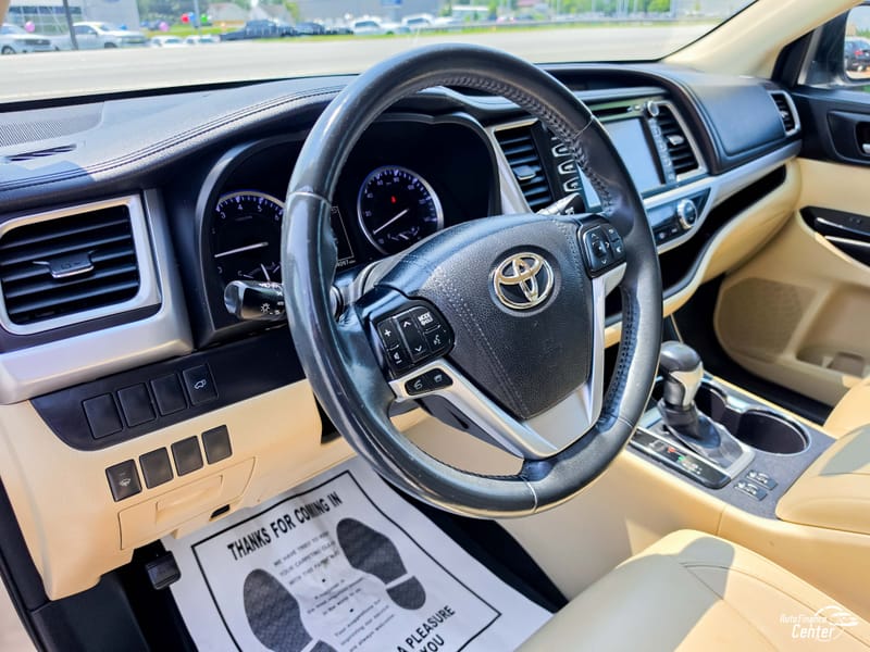 2016 TOYOTA HIGHLANDER XLE - TOY328613