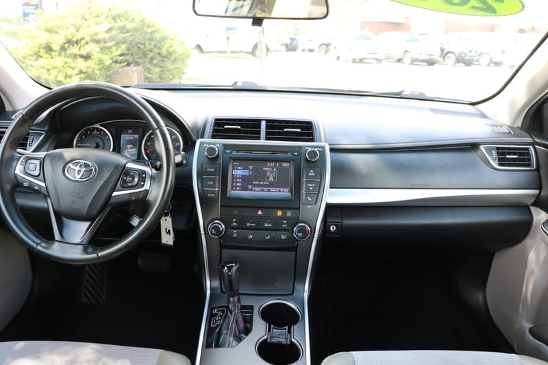 2017 TOYOTA CAMRY SE - TOY337887