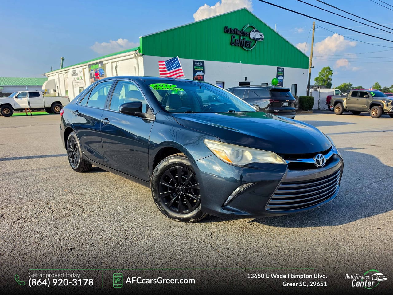 2017 TOYOTA CAMRY LE - TOY345011 — photo 1 of 26